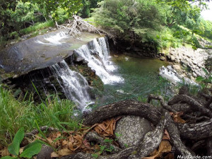 iao valley waterfall