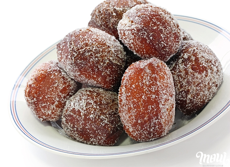 Try Hawaii Food Malasadas