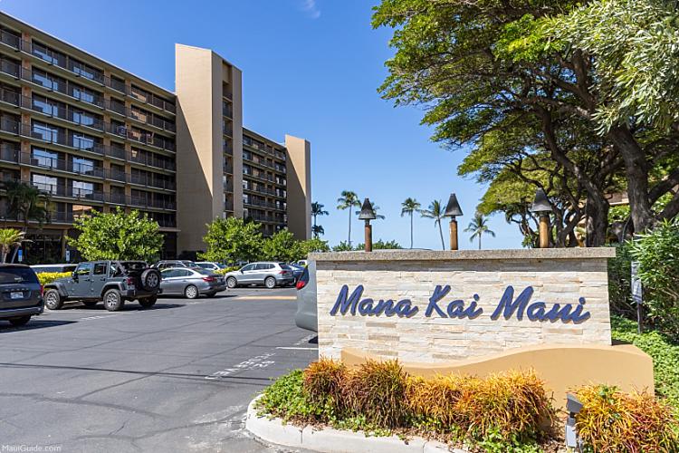 Mana Kai Review Entrance