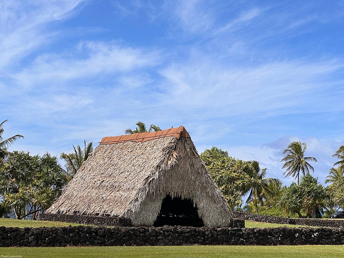 Kahanu Garden Canoe Hale