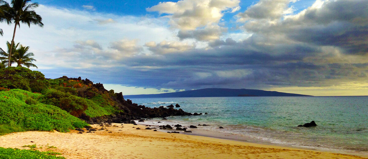 Poolenalena Beach Review Molokini View