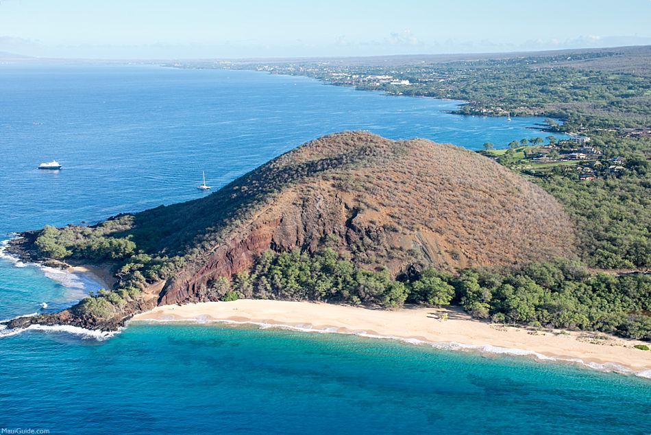 White Rock Beach (Palauea) Review - Maui Guide