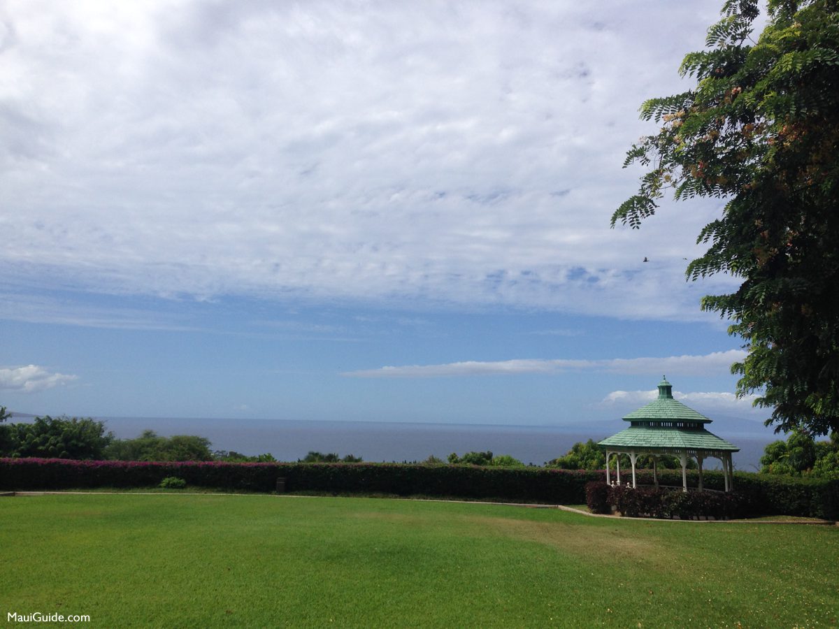 Ocean-view lawn and gazebo at Hotel Wailea