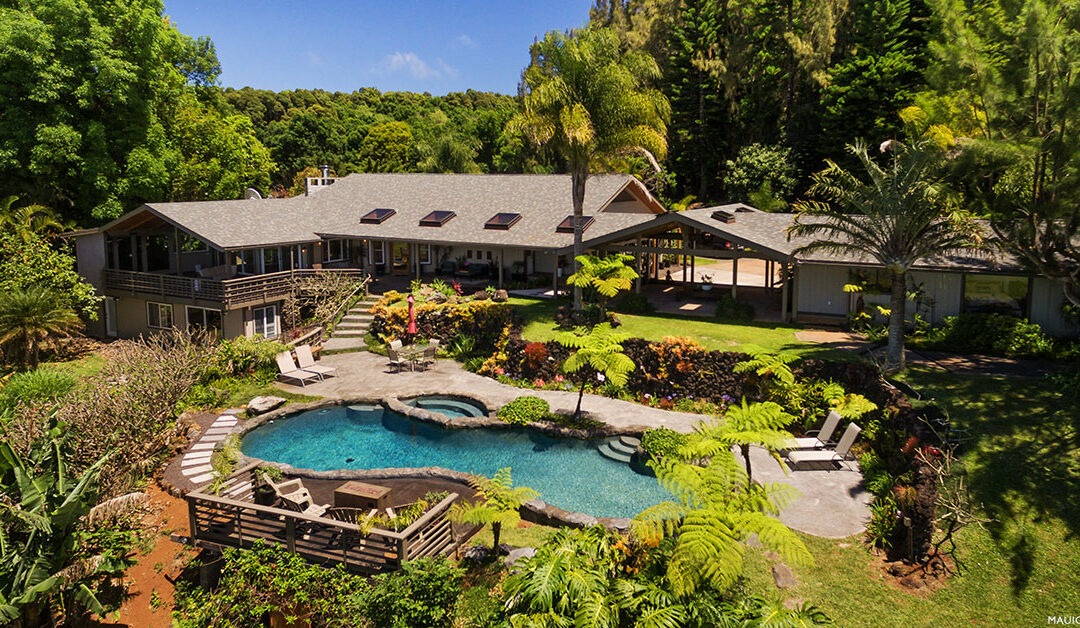 North Shore Lookout Suites